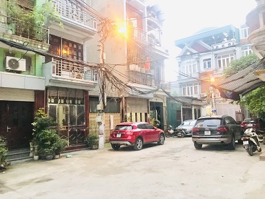 Chính chủ cần bán mảnh đất trong ngõ 34 phố Thanh Đàm, phường Thanh Trì, Hoàng Mai.