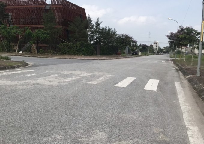 MÌNH CẦN BÁN ĐẤT MẶT ĐƯỜNG ĐÀO VĂN TẬP, PHƯỜNG LIÊM CHÍNH, TP PHỦ LÝ, HÀ NAM.