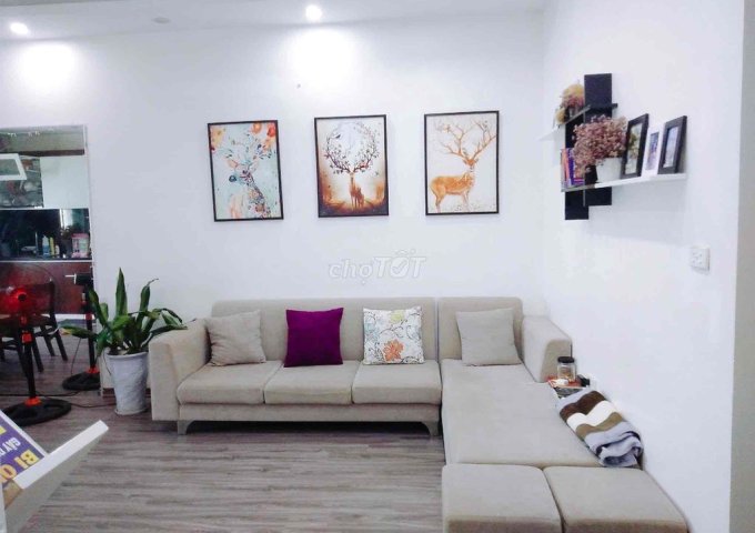 Chính chủ đăng tin cần bán căn hộ 83m2 HH3C tầng 40 Linh Đàm