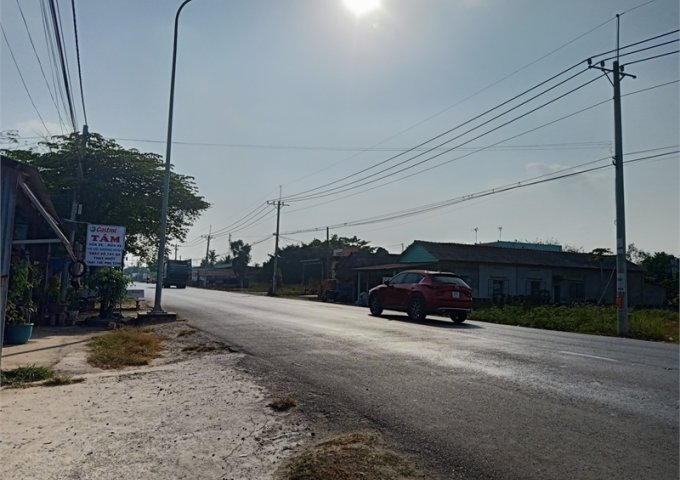 ĐẤt MẶT TIỀN TỈNH LỘ 8 TÂN AN HỘI CỦ CHI 10.6HA 2.6TR/1M2