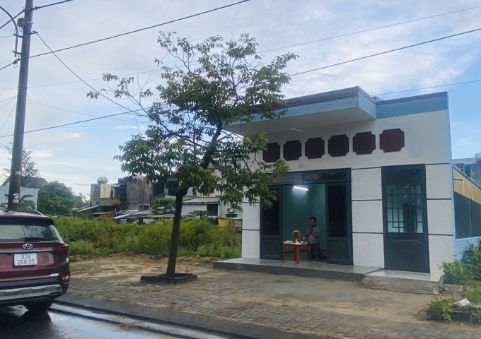 BÁN ĐẤT TẶNG NHÀ VỊ TRÍ GIÁP KĐT -FPT . SONG SONG TRỤC 607 HỘI AN - TP ĐÀ NẴNG .