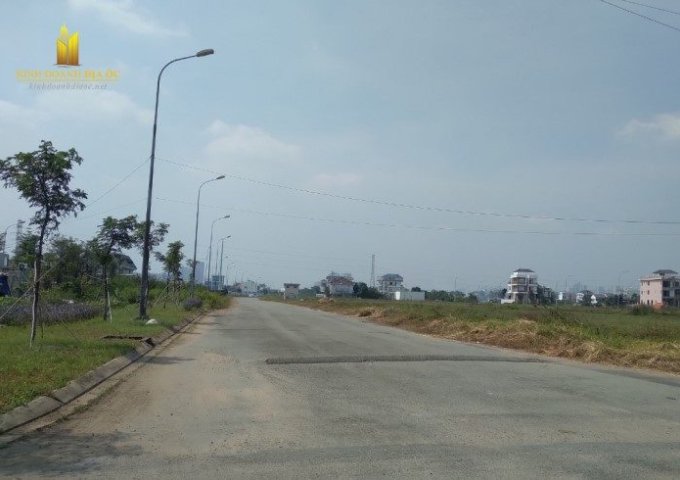  Bán nền biệt thự lô F, khu dự án Phú Nhuận, P.Phước Long B, TP Thủ Đức, đường 20m, DT 14,3 x 20m