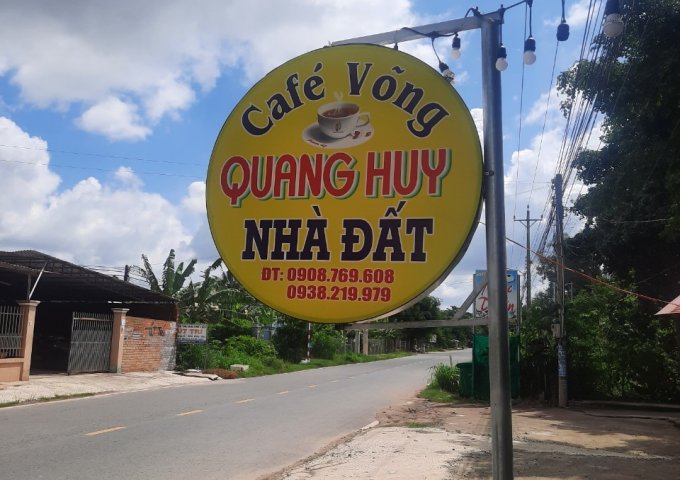 SANG NHƯỢNG QUÁN CAFE. MẶT TIỀN ĐƯỜNG HÙNG VƯƠNG (HL1), PHƯỚC ĐÔNG, GÒ DẦU, TÂY NINH.