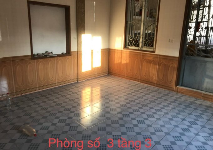 Chinh chu cần cho thuê nhà 3 tầng nội thất gỗ, mặt đường Phan Chu Trinh Phường Q Trung, TP Vinh