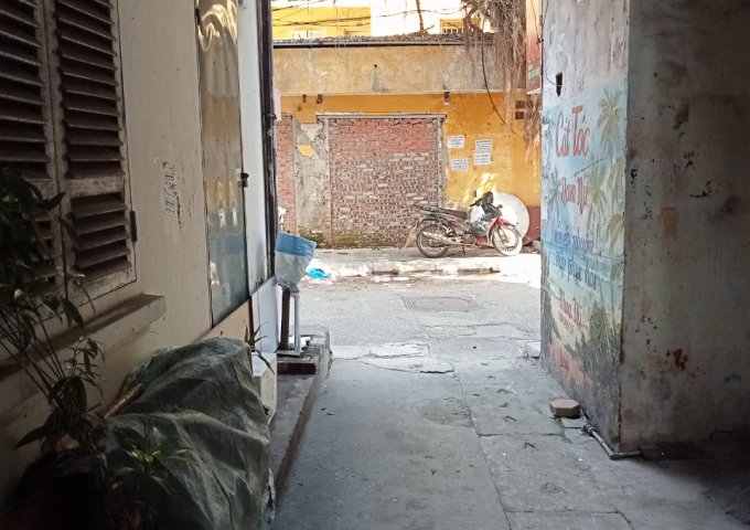 Chính chủ cần cho thuê mặt bằng tầng 1 tại số 18E Thọ Lão, Hai Bà Trưng, Hà Nội.