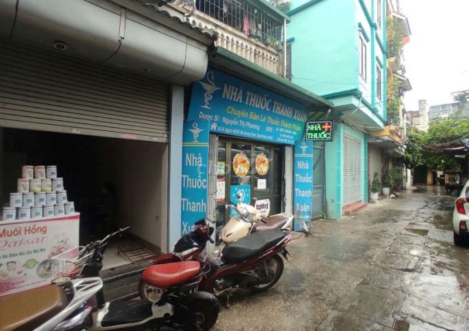 Chính chủ bán nhà 3 tầng tại số 24B ngõ 583 Phố Vũ Tông Phan, Phường Khương Đình, Quận Thanh Xuân, Hà Nội.