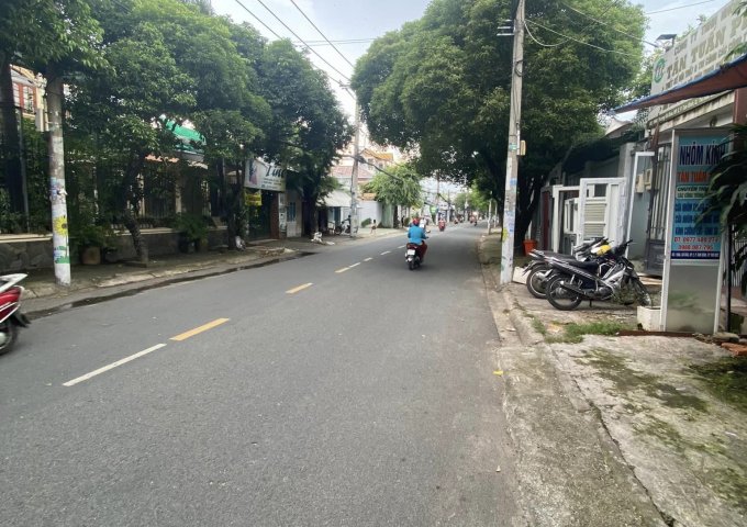 Bán nhà Mặt tiền, đường Gò Dưa, Sổ nở hậu, kinh doanh tốt, 220m2 giá 18.5 tỷ.
