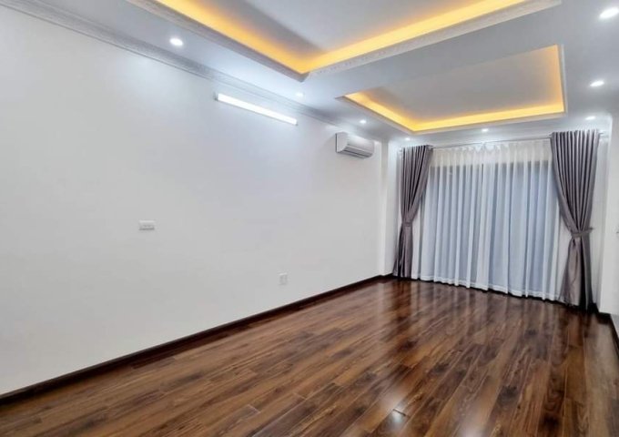 3.85 TỶ - BÁN NHÀ TRẦN KHÁT CHÂN - HAI BÀ TRƯNG, NHÀ MỚI TINH, NGÕ CỰC RỘNG, RA PHỐ  CHỈ VÀI BƯỚC. 