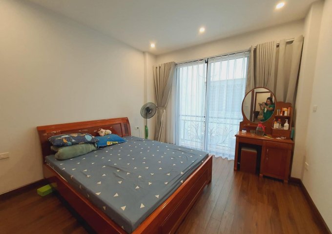 Bán nhà phố Vạn Phúc, Hà Đông 40mx5T kinh doanh ô tô vỉa hè hơn 6 tỷ