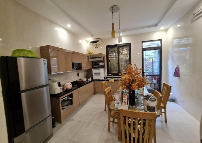 Bán nhà phố Vạn Phúc, Hà Đông 40mx5T kinh doanh ô tô vỉa hè hơn 6 tỷ