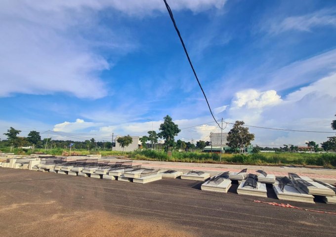 Bán gấp lô đất tại thị xã Bến Cát giá 1ty310 