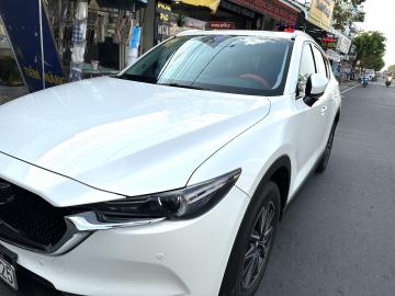 Bán Mazda CX5 2.0 luxury 2018. Xe cọp đẹp. Màu trắng ngọc trinh