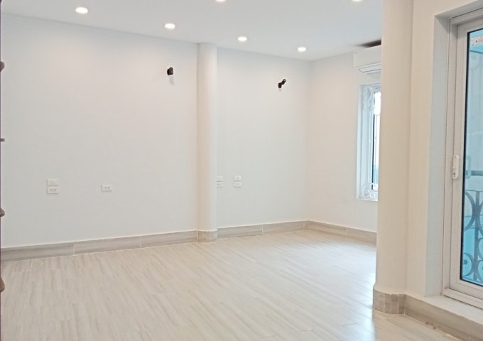 Chính chủ cho thuê nhà tại ngõ 46 phố Nam Ngư, Hoàn Kiếm, Hà Nội,