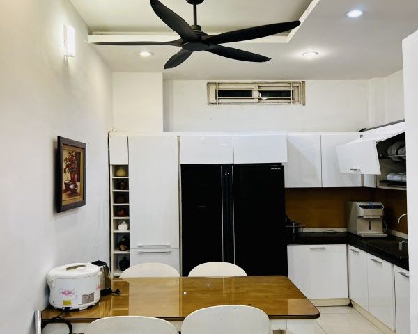 Bán nhà 4 tầng, tổng diện tích 144m2 tại ngõ 72 đường Nguyễn Trãi, Thanh Xuân, Hà Nội