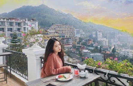 Cần tiền Đầu Tư Bán Nhanh Khách Sạn Tiềm Năng 8 Tầng tại Sa Pa, Lào Cai