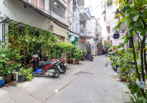 Cho thuê nhà nguyên căn Hẻm 233 Nguyễn Trãi, Phường Nguyễn Cư Trinh, Quận 1