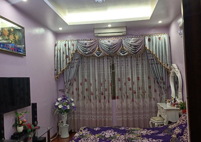 Chính chủ bán nhà 4 tầng tại ngõ 194 Trương Định, Hoàng Mai, Hà Nội.