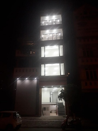 Cho thuê nhà 6 tầng mặt phố Đàm Quang Trung, Quận Long Biên, Hà Nội