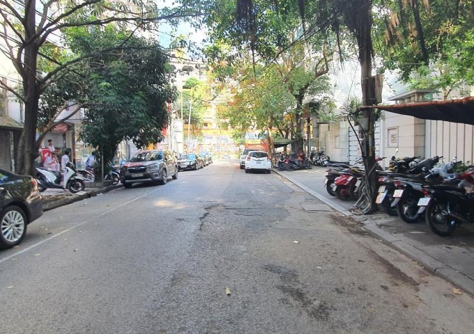 Đất số 7 Đội Cung, Hai Bà Trưng, Hà Nội - 550m2, Cần bán gấp