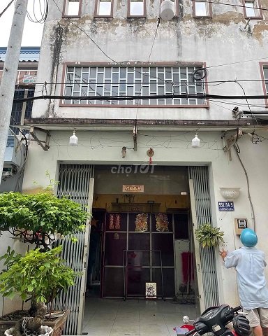 Cho thuê nhà nguyên căn 1 trệt, 1 lửng, Quận Bình Tân