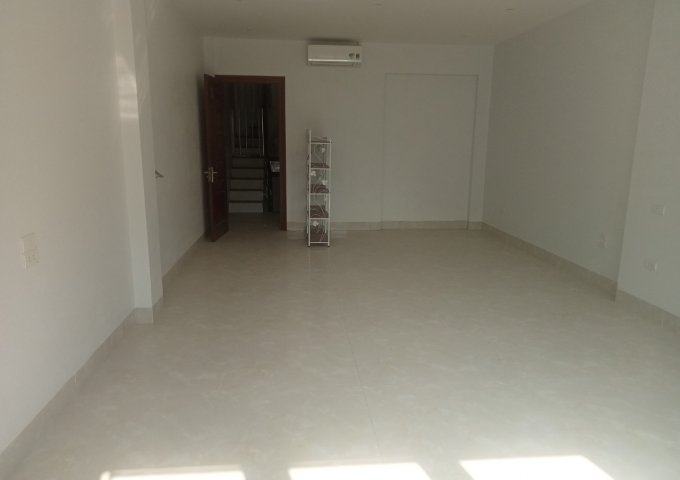 Chính chủ cho thuê văn phòng , cửa hàng tại ngõ 123 Yên Xá, Tân Triều, Thanh Trì, Hà Nội.