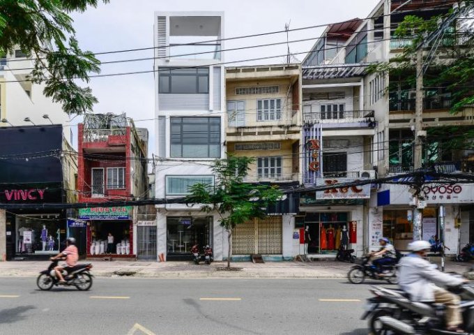 cần bán nhà mặt tiền Nguyễn Thượng Hiền, Bình Thạnh 76m2 giá 13.5 tỷ