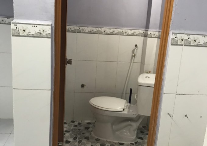 CHÍNH CHỦ CẦN BÁN DÃY NHÀ TRỌ 9 PHÒNG TẠI HUYỆN ĐỨC HÒA, TỈNH LONG AN