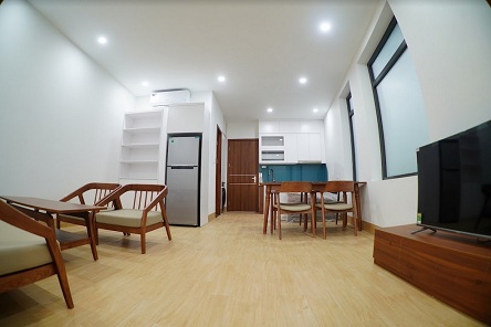 Chính chủ cho thuê căn nhà 6 tầng mới xây ở 128 Vương Thừa Vũ, phường Khương Trung, quận Thanh Xuân, HN