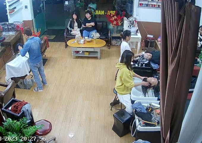 SANG NHƯỢNG HOẶC THANH LÝ