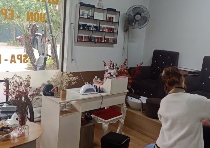 SANG NHƯỢNG HOẶC THANH LÝ