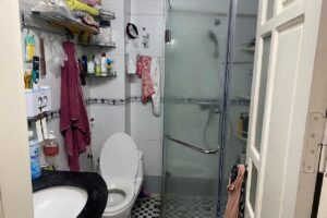 Chính chủ cho thuê nhà 4 tầng 60m2 dài 15m mặt tiền 4m tại số 28 ngõ 44 Pháo Đài Láng, quận Đống Đa, Hà Nội