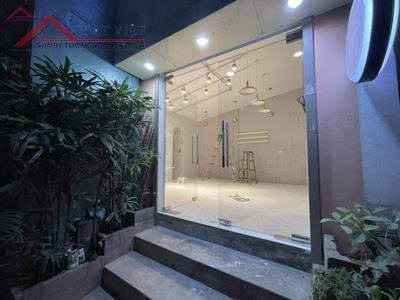 Cho thuê cửa hàng mặt đường Bạch Đằng, Quận Hoàn Kiếm, Hà Nội