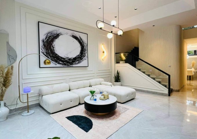 NHÀ KHU BÀN CỜ VIEW CÔNG VIÊN TRƯỚC SAU - 77M2 - HẺM 6M.
Phan Huy Ích, Gò Vấp