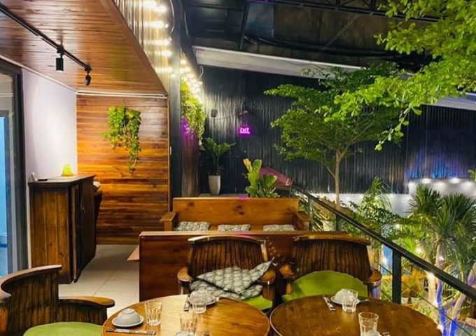 GIA ĐÌNH CẦN SANG NHƯỢNG NHÀ HÀNG BEER GARDEN & CAFE ACOUSTIC đang hoạt động ở quận Phú Nhuận