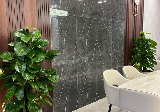 Bán nhà Cư Xá Lữ Gia Phường 15, Quận 11, 4 Tầng, DT: 4x14, Giá 14.5 Tỷ Thương Lượng