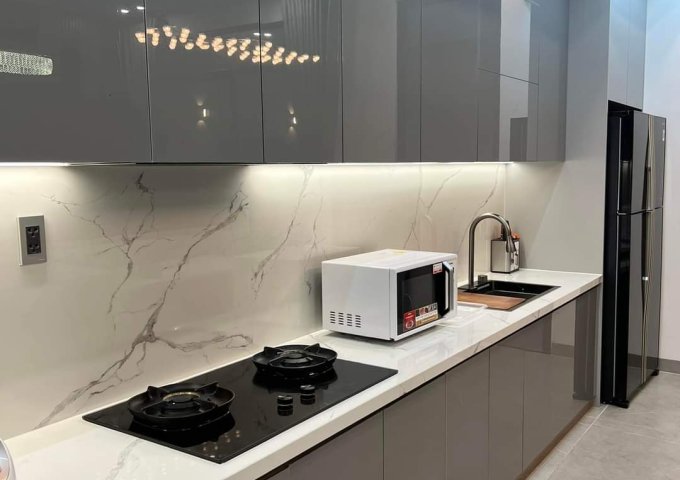 Bán nhà Cư Xá Lữ Gia Phường 15, Quận 11, 4 Tầng, DT: 4x14, Giá 14.5 Tỷ Thương Lượng