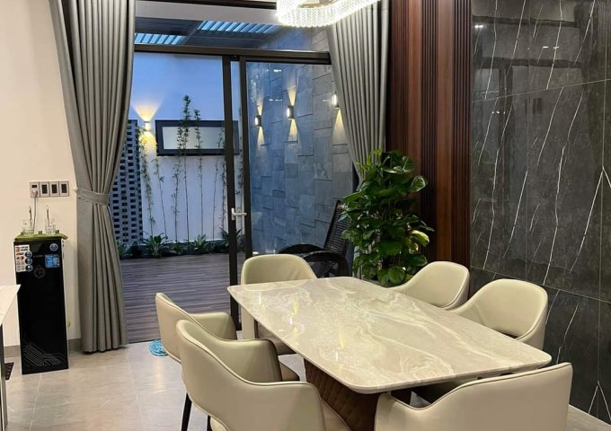 Bán nhà Cư Xá Lữ Gia Phường 15, Quận 11, 4 Tầng, DT: 4x14, Giá 14.5 Tỷ Thương Lượng