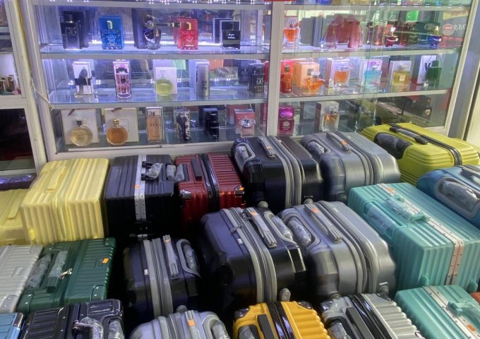 CẦN SANG NHƯỢNG LẠI CỬA HÀNG TẠI 37 TÂY HÒA, PHƯỚC LONG A, QUẬN THỦ ĐỨC