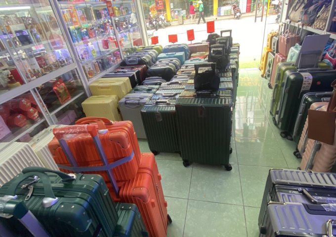 CẦN SANG NHƯỢNG LẠI CỬA HÀNG TẠI 37 TÂY HÒA, PHƯỚC LONG A, QUẬN THỦ ĐỨC