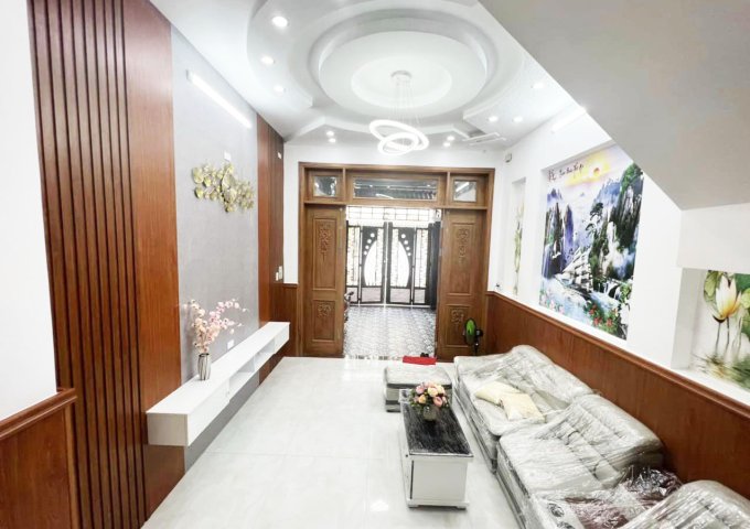 MẶT TIỀN KINH DOANH TÂN CHÁNH HIỆP Q12 - GẦN HIỆP THÀNH CITY - NHÀ MỚI ĐẸP, 4 TẦNG BTCT, NỘI THẤT XỊN SÒ, XE HƠI VÀO NHÀ.