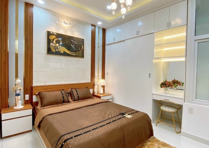 Bán nhà hẻm xe hơi 152 đường Thành Thái phường 12 quận 10, DT: 4.2x17m, trệt 2 lầu, giá 14 tỷ