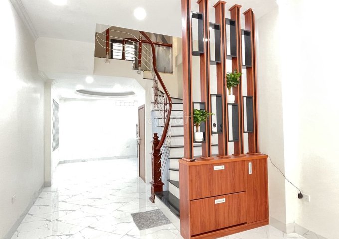 Cần bán nhà riêng 5 tầng sát vách trường Quốc tế Pheenikaa