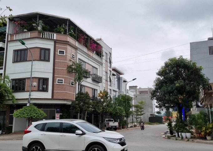 Cho thuê nhà 2 mặt tiền (đối diện Sunsport) - Đường Lê Dụ Tông - Khu đô thị Mường Thanh - TP. Thanh Hóa
