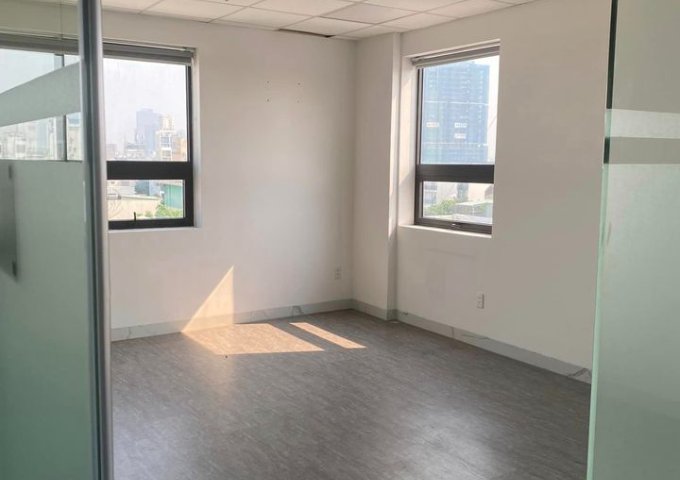 Cho thuê mặt bằng làm việc tầng 5 tại 35 A-B-C Núi Thành, Phường Hòa Thuận Đông, Hải Châu, Đà Nẵng