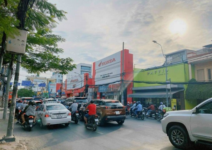 Bán nhà mặt tiền Huỳnh Khương An, đối diện Đại Học Công Nghiệp 10x17m