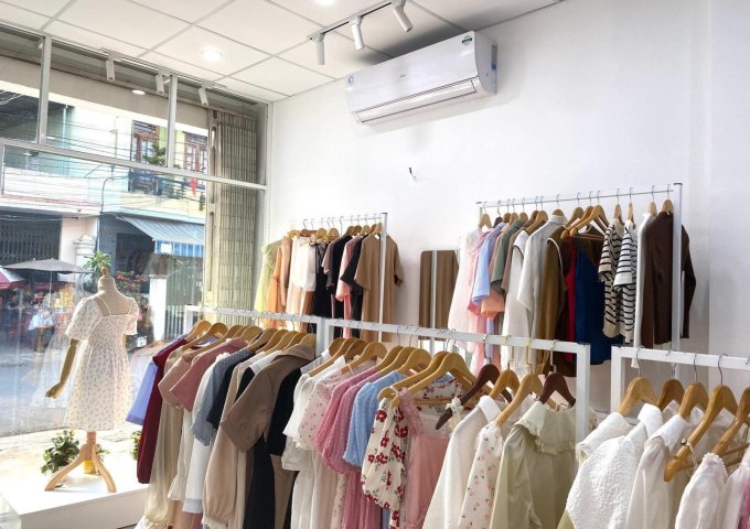 CẦN SANG NHƯỢNG LẠI SHOP THỜI TRANG NỮ