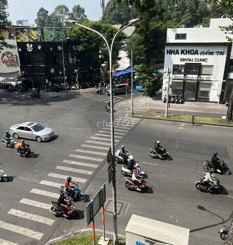 CẦN BÁN CĂN NHÀ MẶT TIỀN ĐƯỜNG TRẦN HƯNG ĐẠO, PHƯỜNG NGUYỄN THÁI BÌNH, QUẬN 1 Hồ Chí Minh