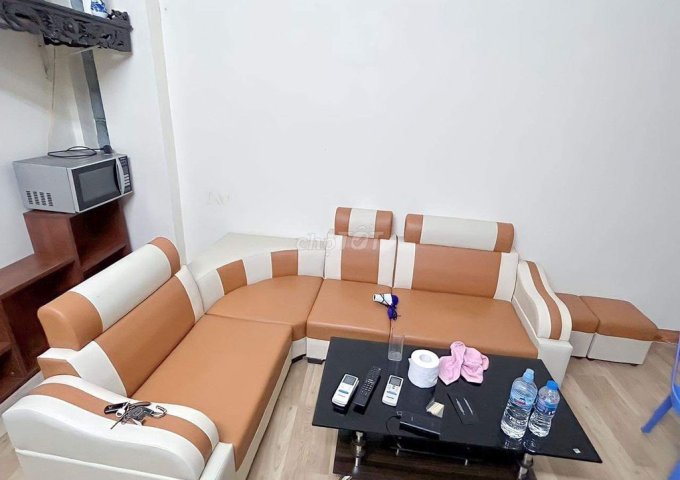 Chính chủ bán gấp căn hộ chung cư mini 2 PN ở đường Giải Phóng, Hoàng Mai 54m2 giá nhỉnh 1 tỉ
