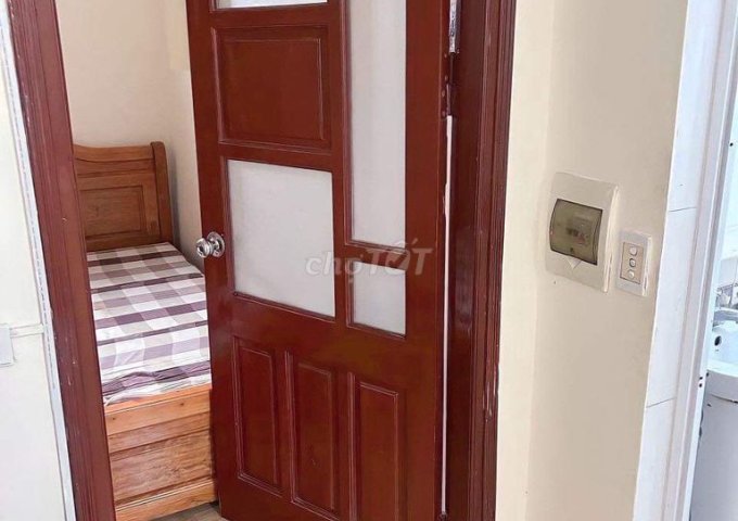 Chính chủ bán gấp căn hộ chung cư mini 2 PN ở đường Giải Phóng, Hoàng Mai 54m2 giá nhỉnh 1 tỉ