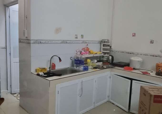 SANG NHƯỢNG MẶT BẰNG